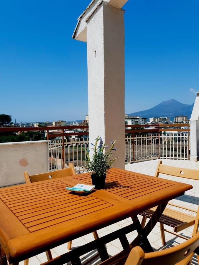 Renovated Loft With Vesuvio View Terrace Apartment Scafati Luaran gambar